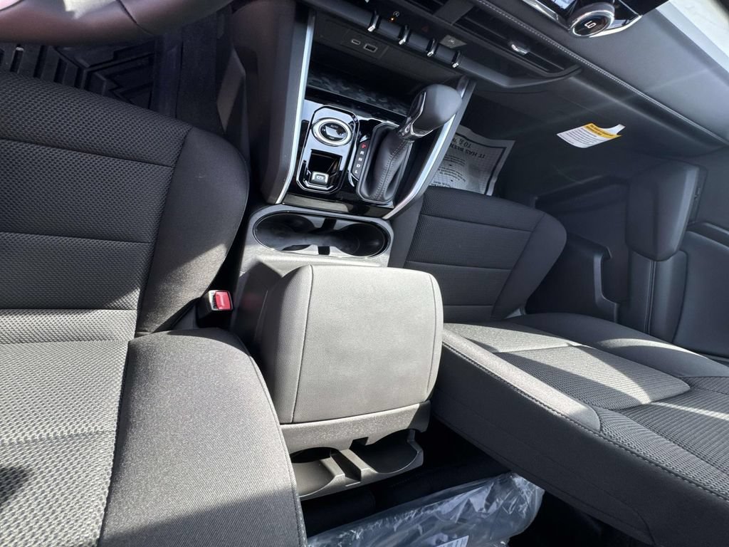 2026 Chevrolet Colorado LT - Photo 26
