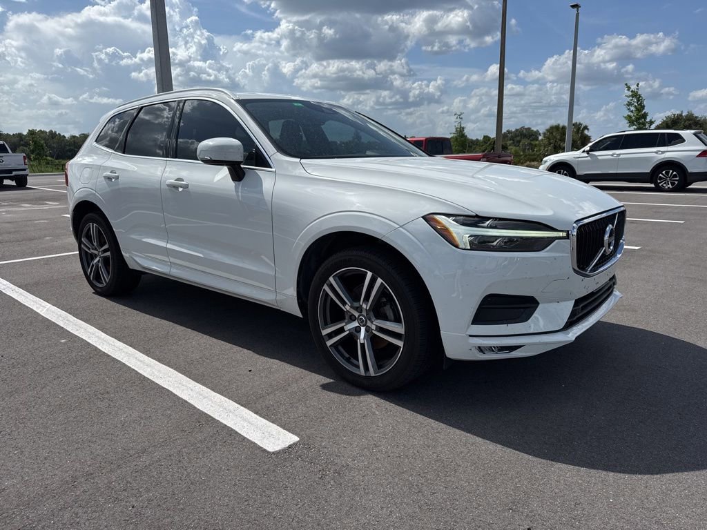 2021 Volvo XC60 T5 Momentum FWD's photo