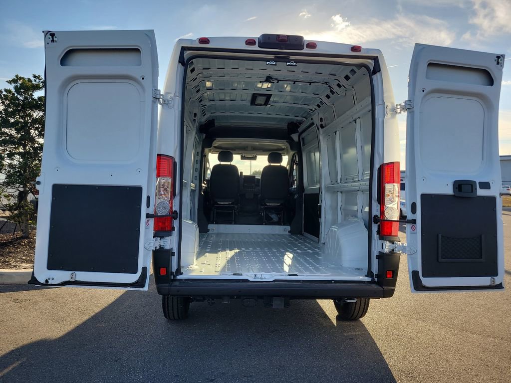 2026 Ram ProMaster 2500 photo 3