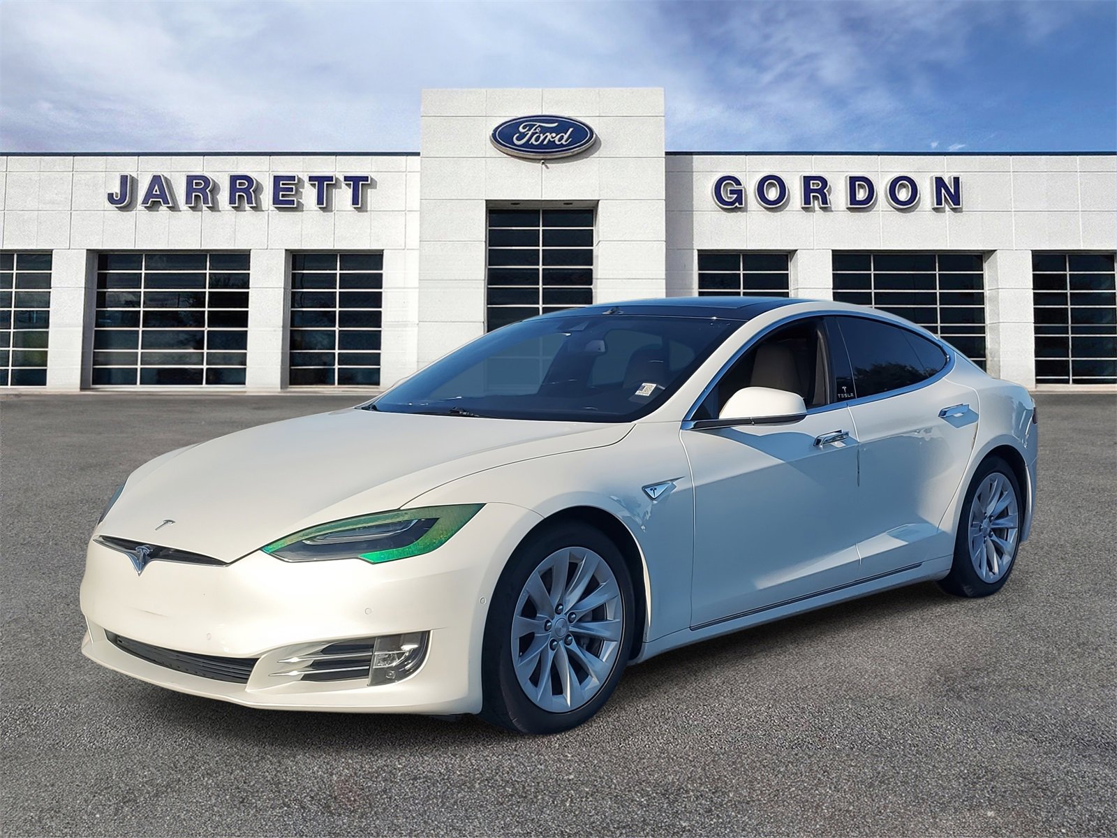 Used 2016 Tesla Model S 90D with VIN 5YJSA1E21GF142147 for sale in Davenport, FL