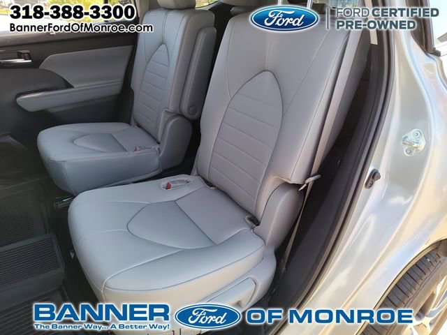 2024 Toyota Highlander LE photo 22