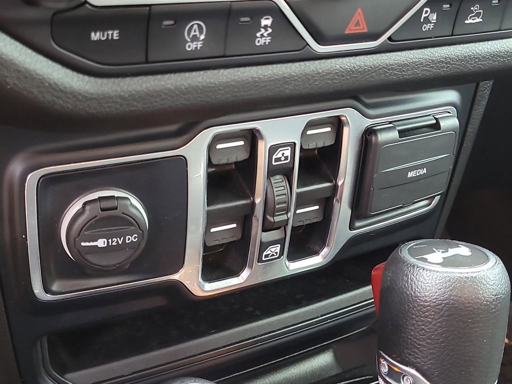 2024 Jeep Wrangler Sport S photo 20