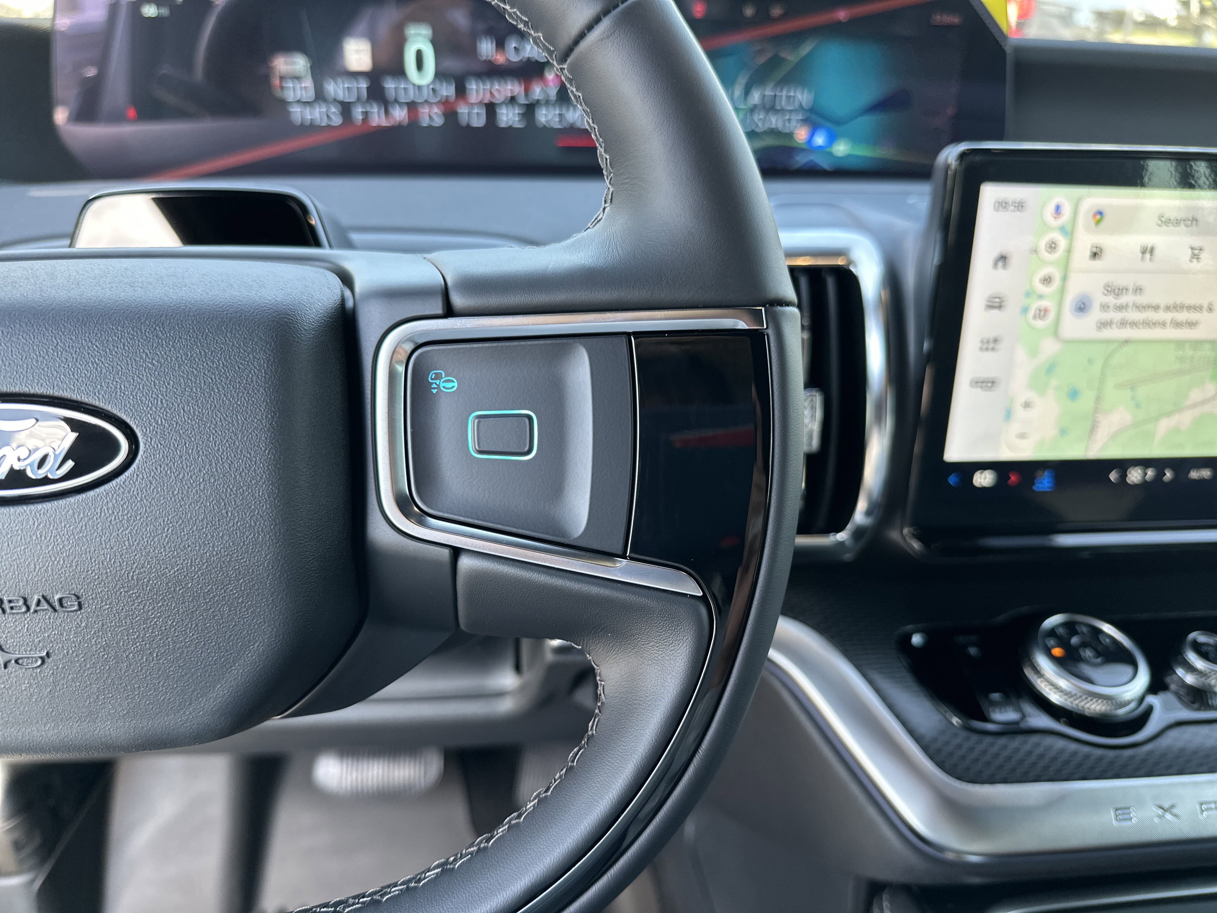 2025 Ford Expedition MAX Platinum photo 9
