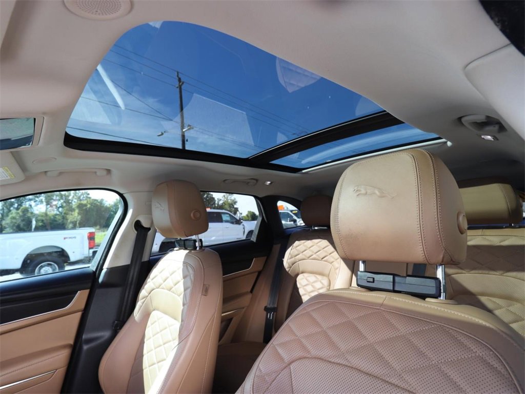 2021 Jaguar F-PACE P340 S photo 4