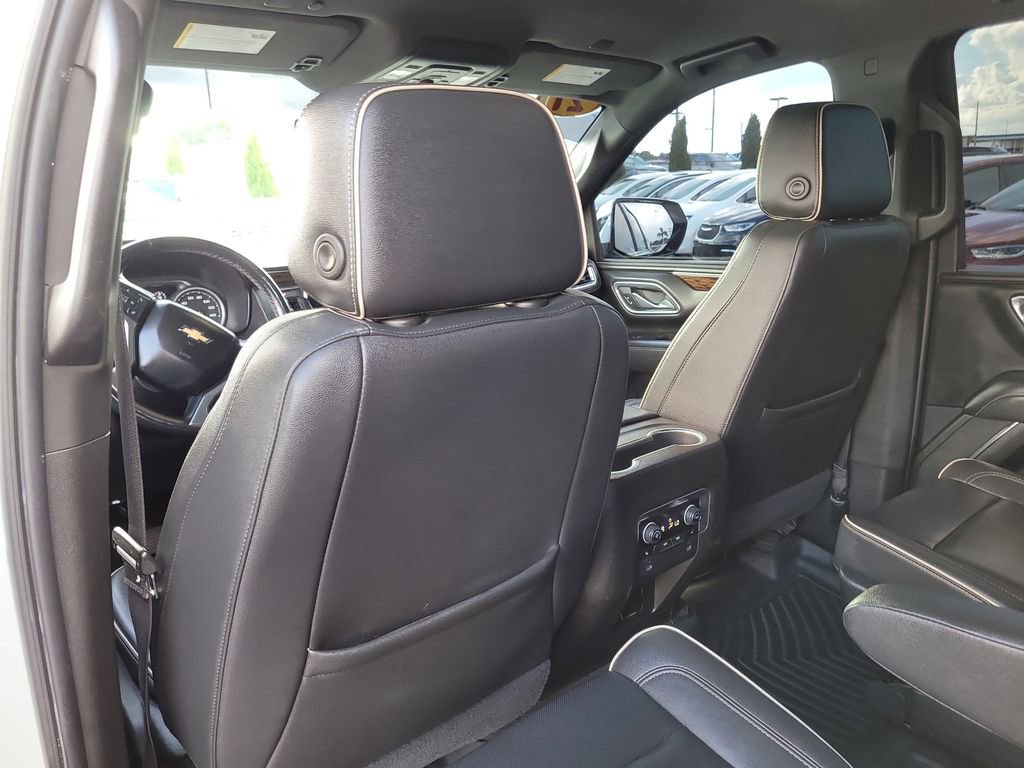 2021 Chevrolet Suburban Premier photo 11