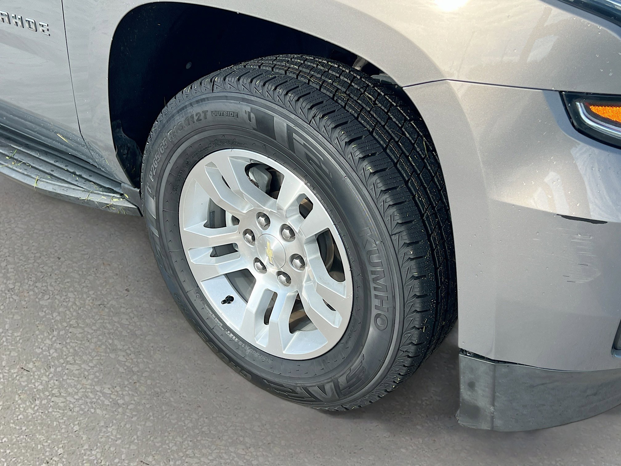 2019 Chevrolet Tahoe LT photo 32