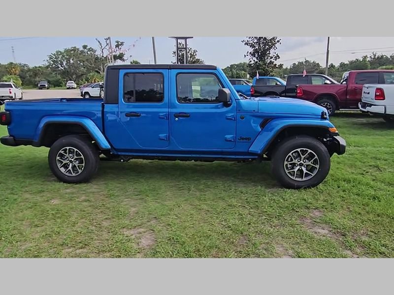 2025 Jeep Gladiator Sport S - Photo 30
