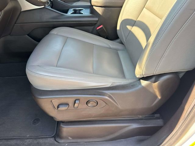 2021 Chevrolet Tahoe LT photo 17