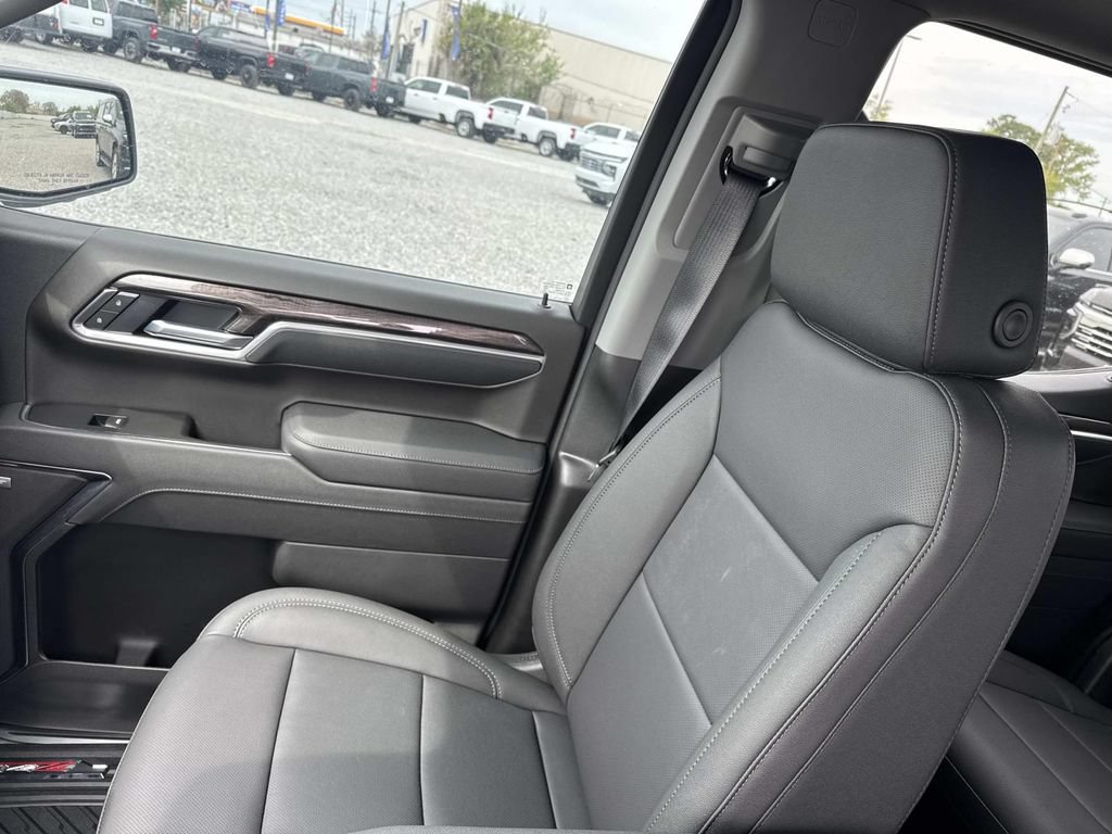 2026 Chevrolet Silverado 1500 LTZ - Photo 18