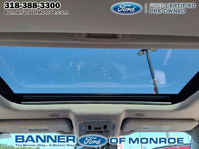 2024 Toyota Highlander LE photo 19