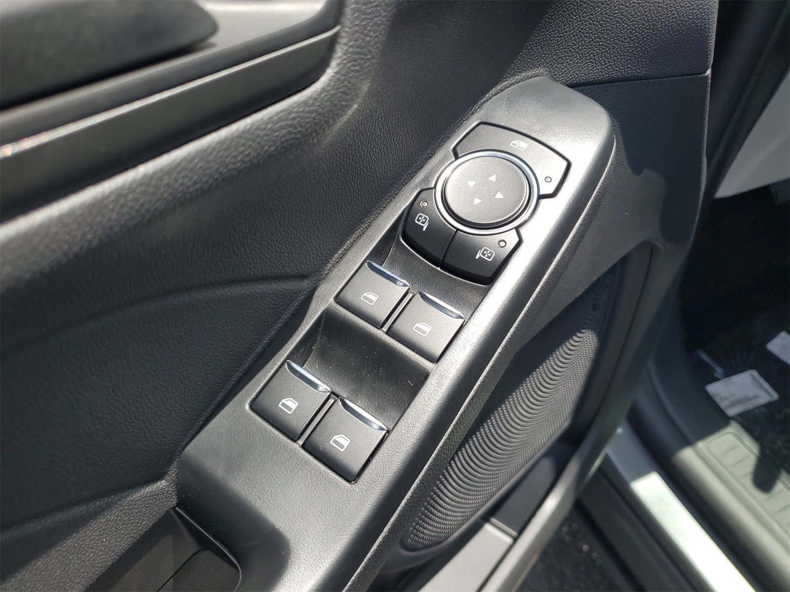 2025 Ford Escape Active photo 9