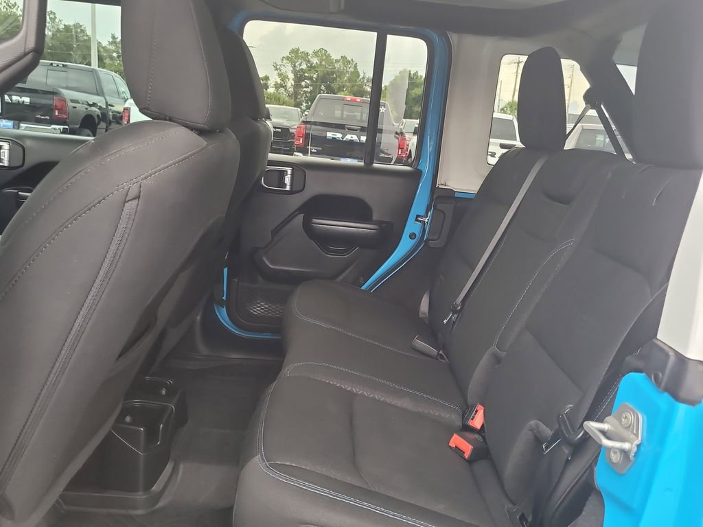 2021 Jeep Wrangler Unlimited Islander photo 9