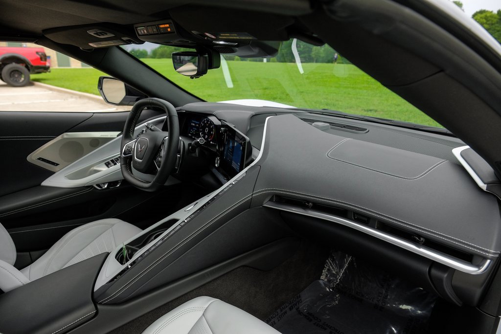 2024 Chevrolet Corvette 2LT photo 22