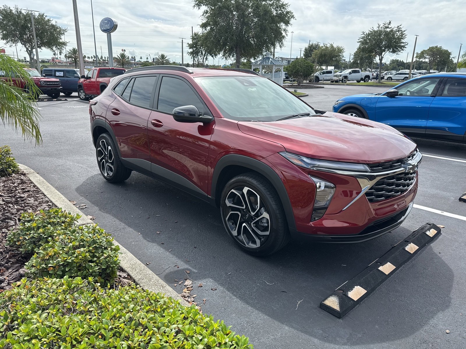 2025 Chevrolet Trax photo 4