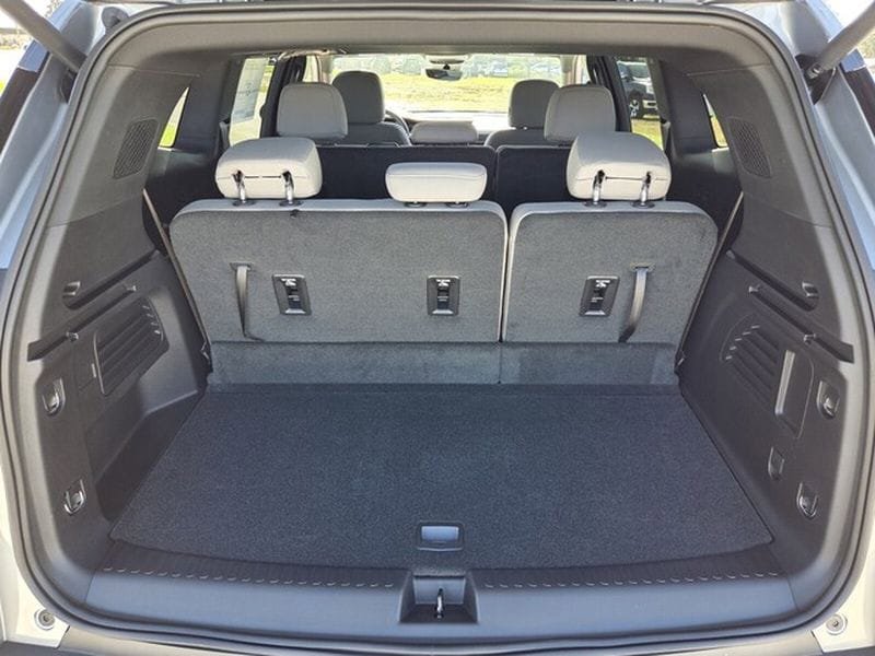 2026 GMC Acadia Elevation - Photo 12