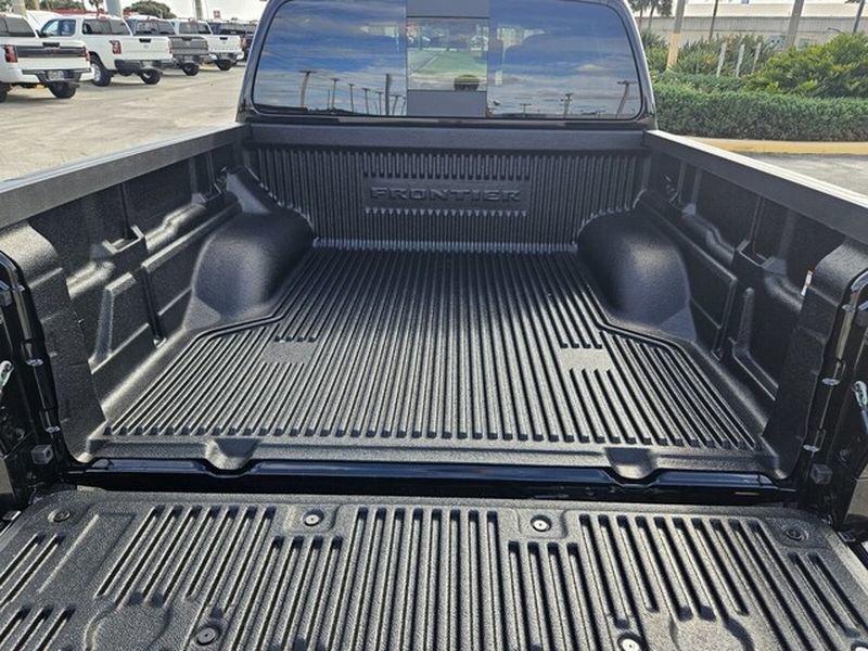 2026 Nissan Frontier PRO-4X - Photo 11