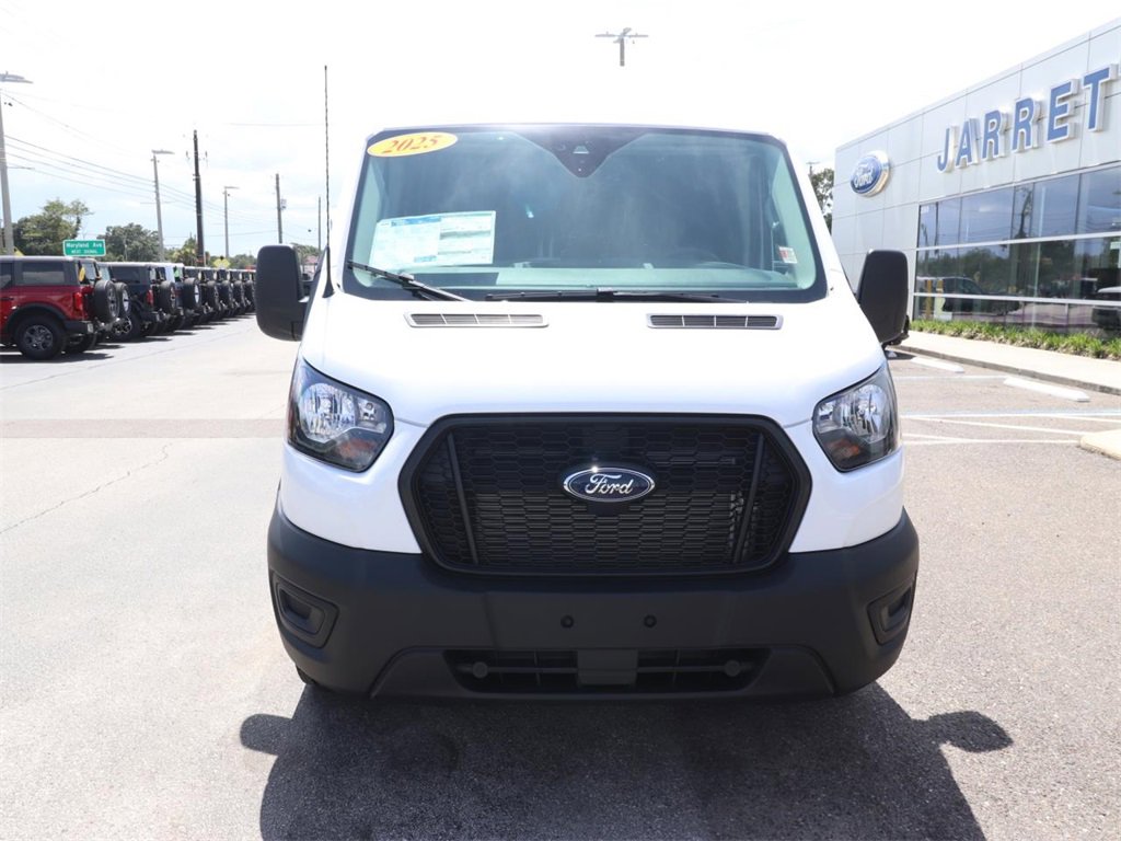 2025 Ford Transit Cargo Van photo 4