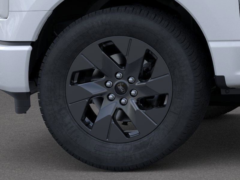 2025 Ford F-150 Lightning Flash - Photo 19