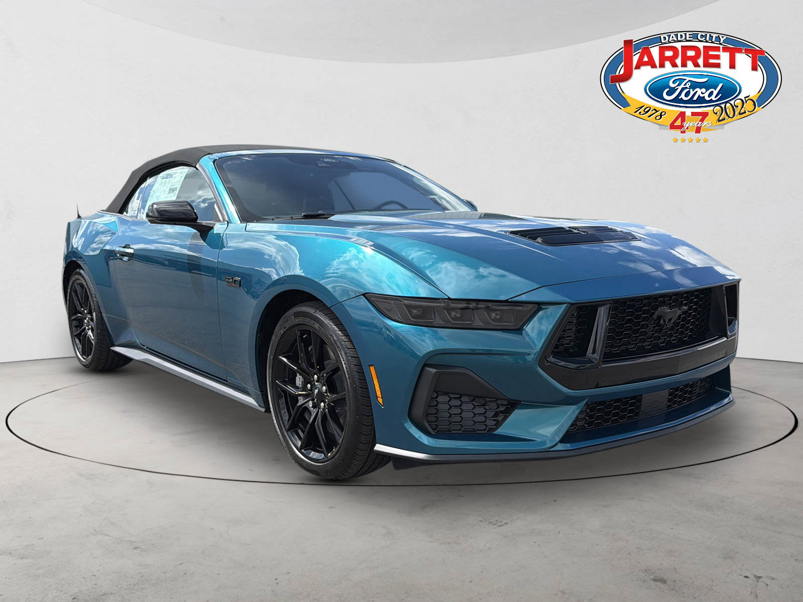 2026 Ford Mustang GT Premium Convertible's photo