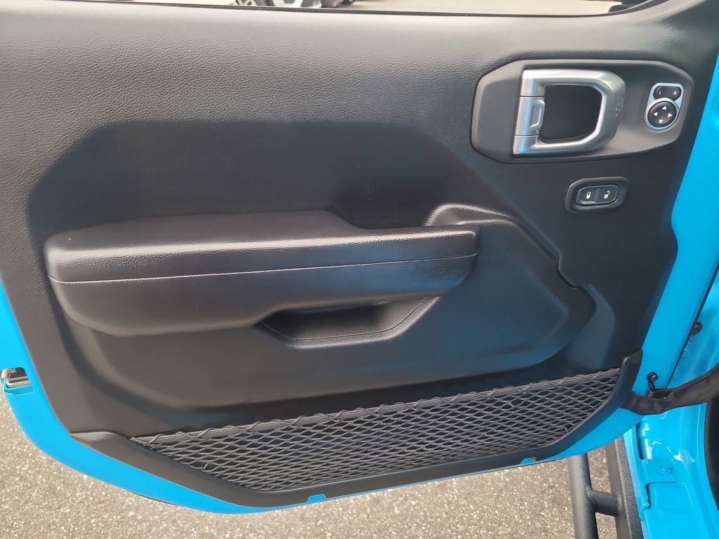 2021 Jeep Wrangler Unlimited Islander photo 11