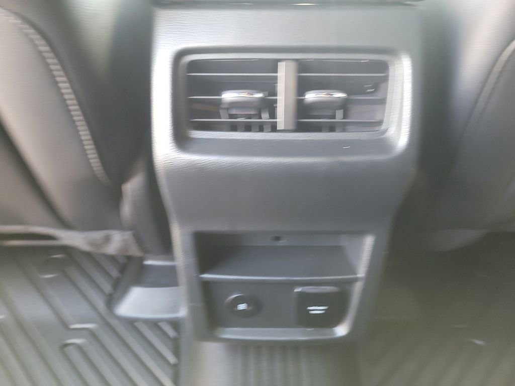 2024 Ford Edge ST-Line - Photo 13
