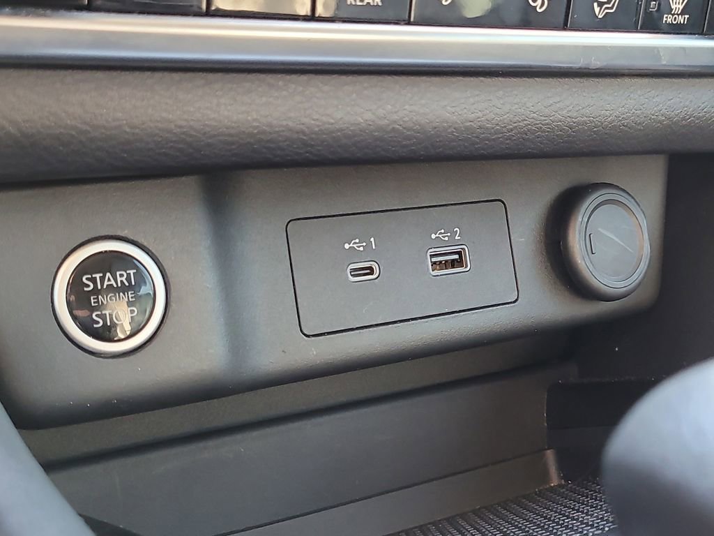 2023 Nissan Rogue SL photo 23