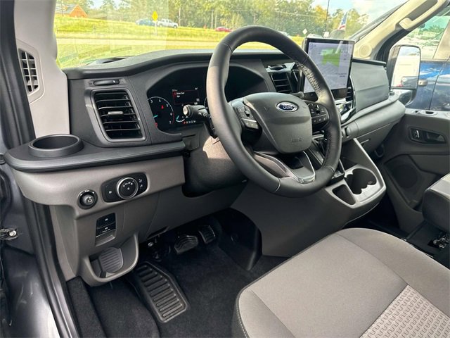 2024 Ford Transit Passenger XLT photo 8