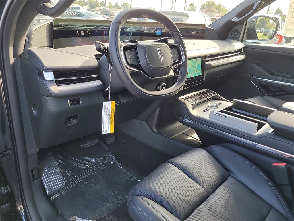 2025 Lincoln Navigator Reserve photo 17