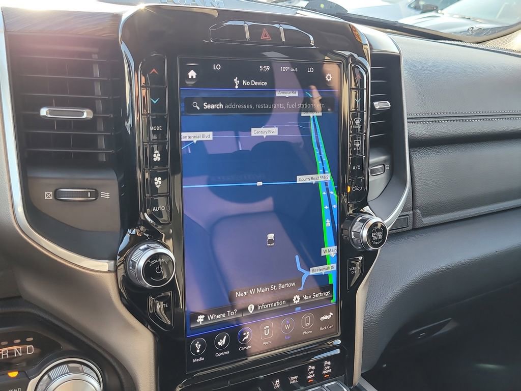 2020 Ram 1500 Laramie photo 18
