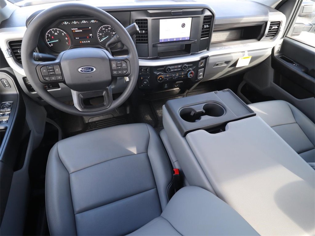 2026 Ford F-250 XL photo 4