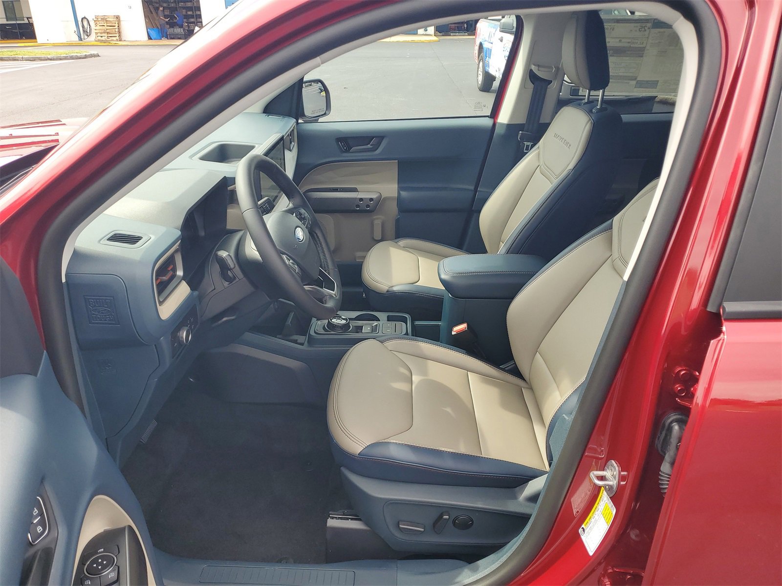 2025 Ford Maverick Lariat photo 15