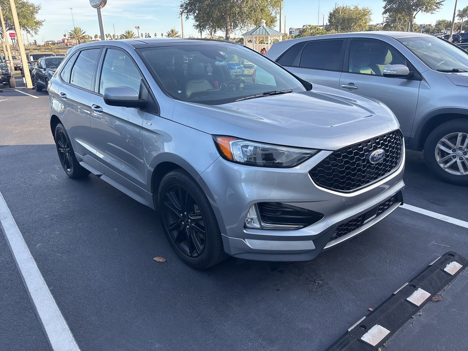 2022 Ford Edge