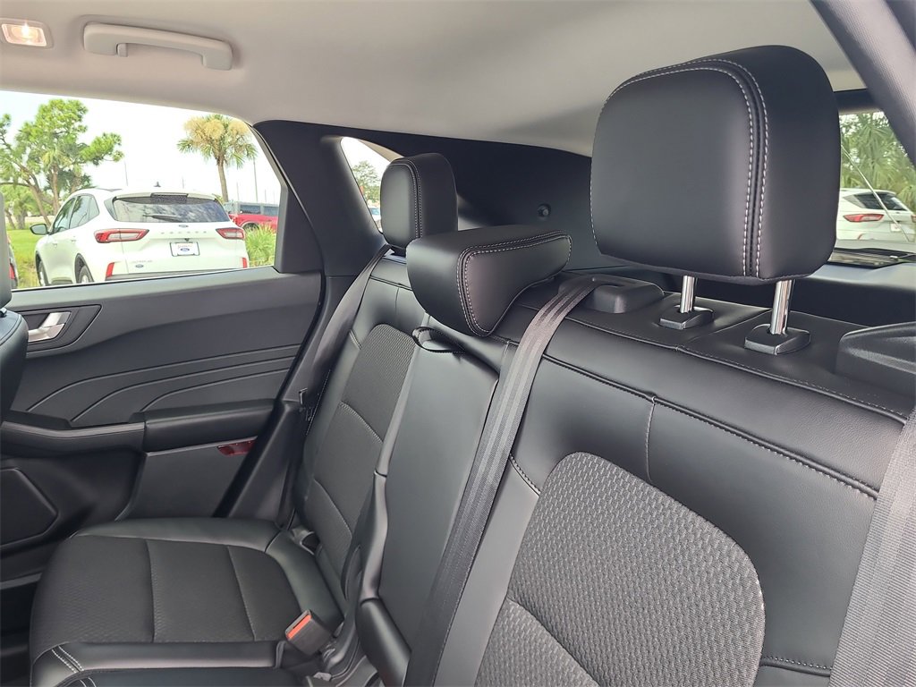 2025 Ford Escape Plug-In Hybrid photo 9