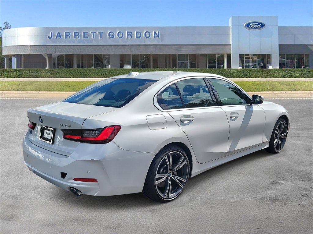 2023 Bmw 330i xDrive photo 4