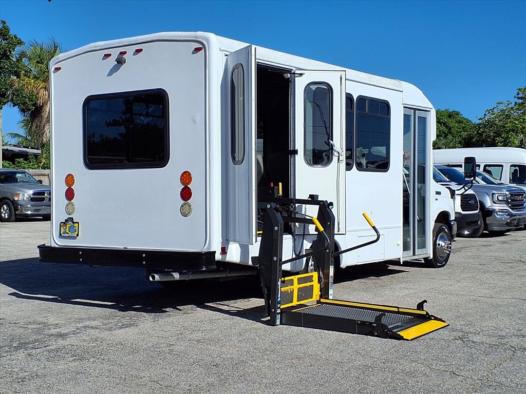 2016 Ford E-Series Cutaway Base - Photo 9