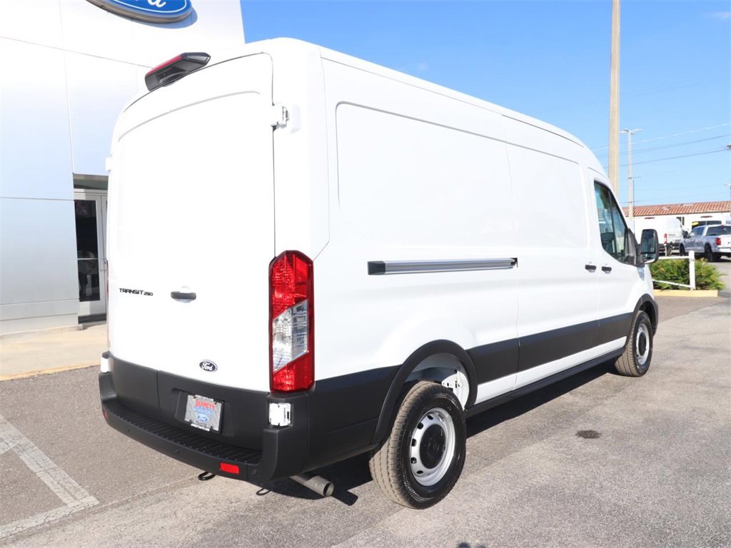2026 Ford Transit Cargo Van photo 2