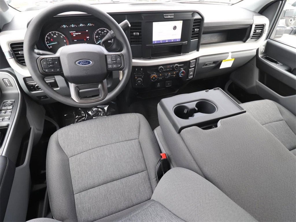 2026 Ford F-250 XL photo 4