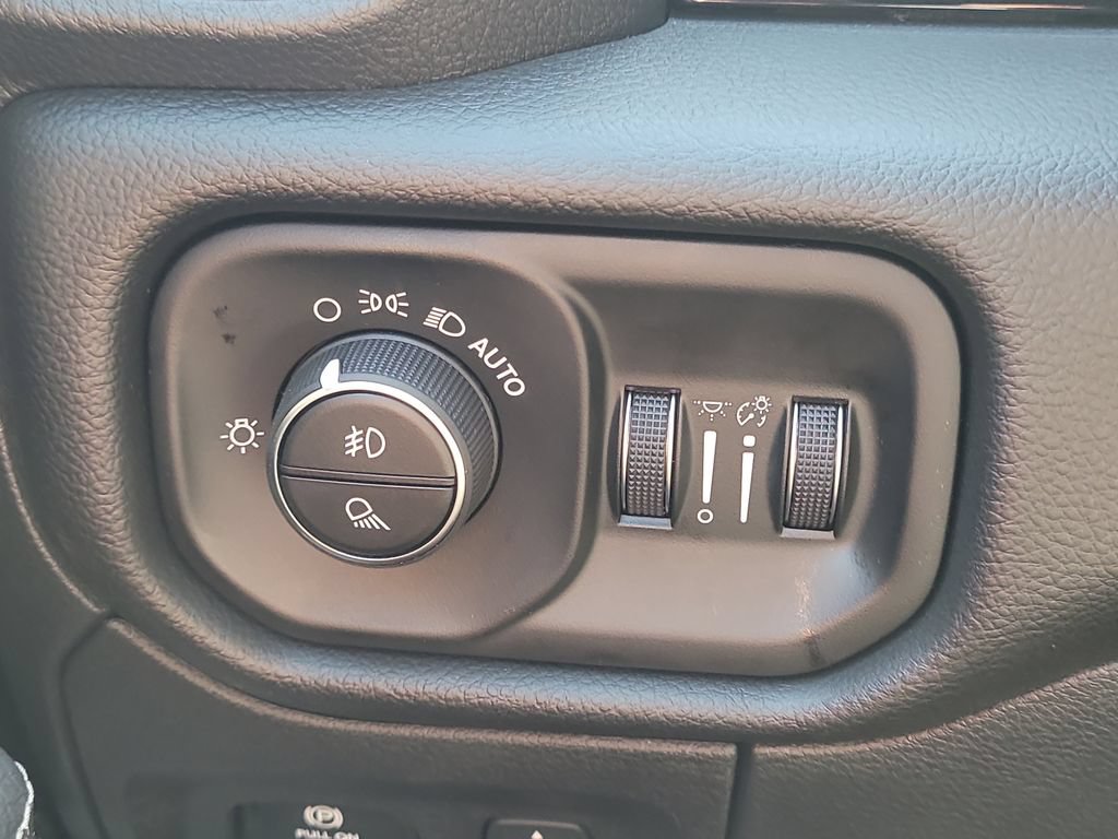 2026 RAM 1500 Laramie - Photo 31