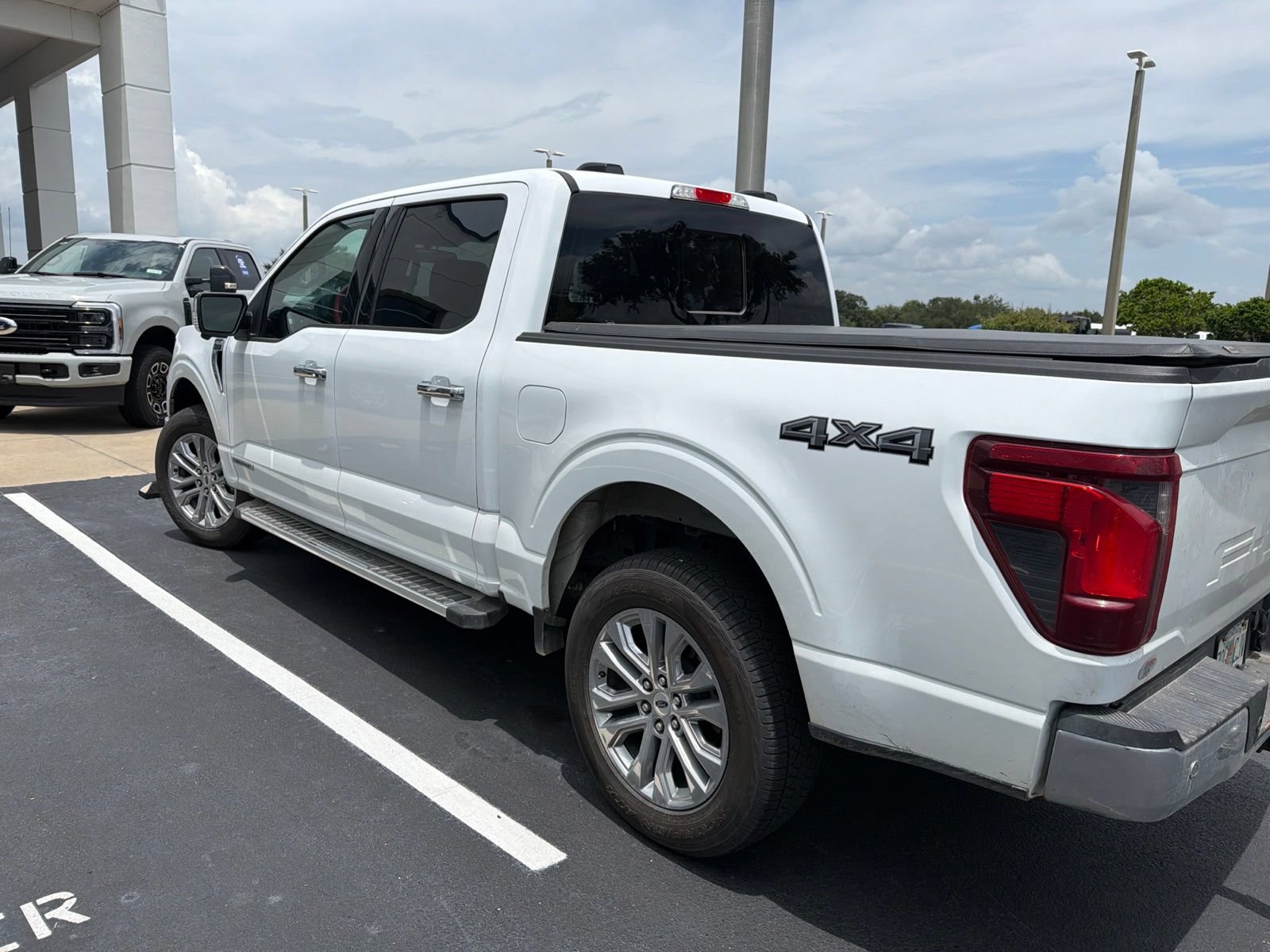 2025 Ford F-150 XLT - Photo 6