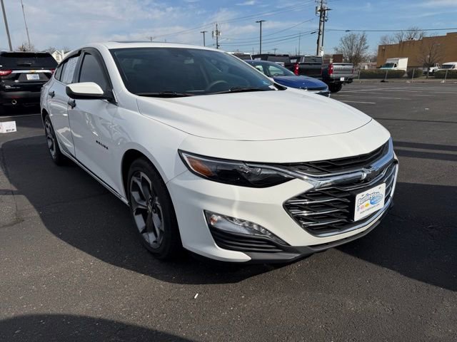 Used 2020 Chevrolet Malibu 1LT with VIN 1G1ZD5ST0LF155254 for sale in Burlington, NJ