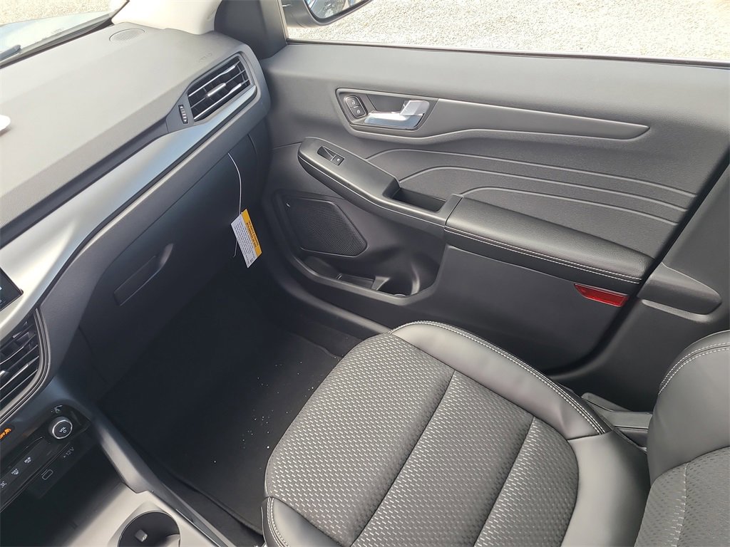 2025 Ford Escape Plug-In Hybrid photo 15