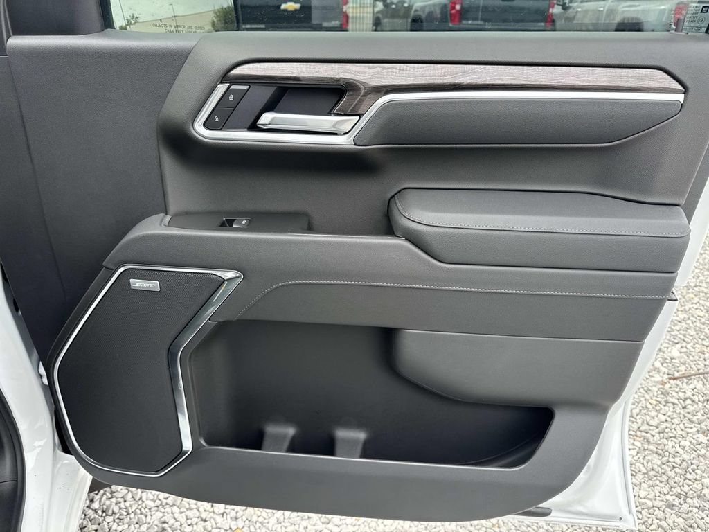 2026 Chevrolet Silverado 1500 LTZ - Photo 15