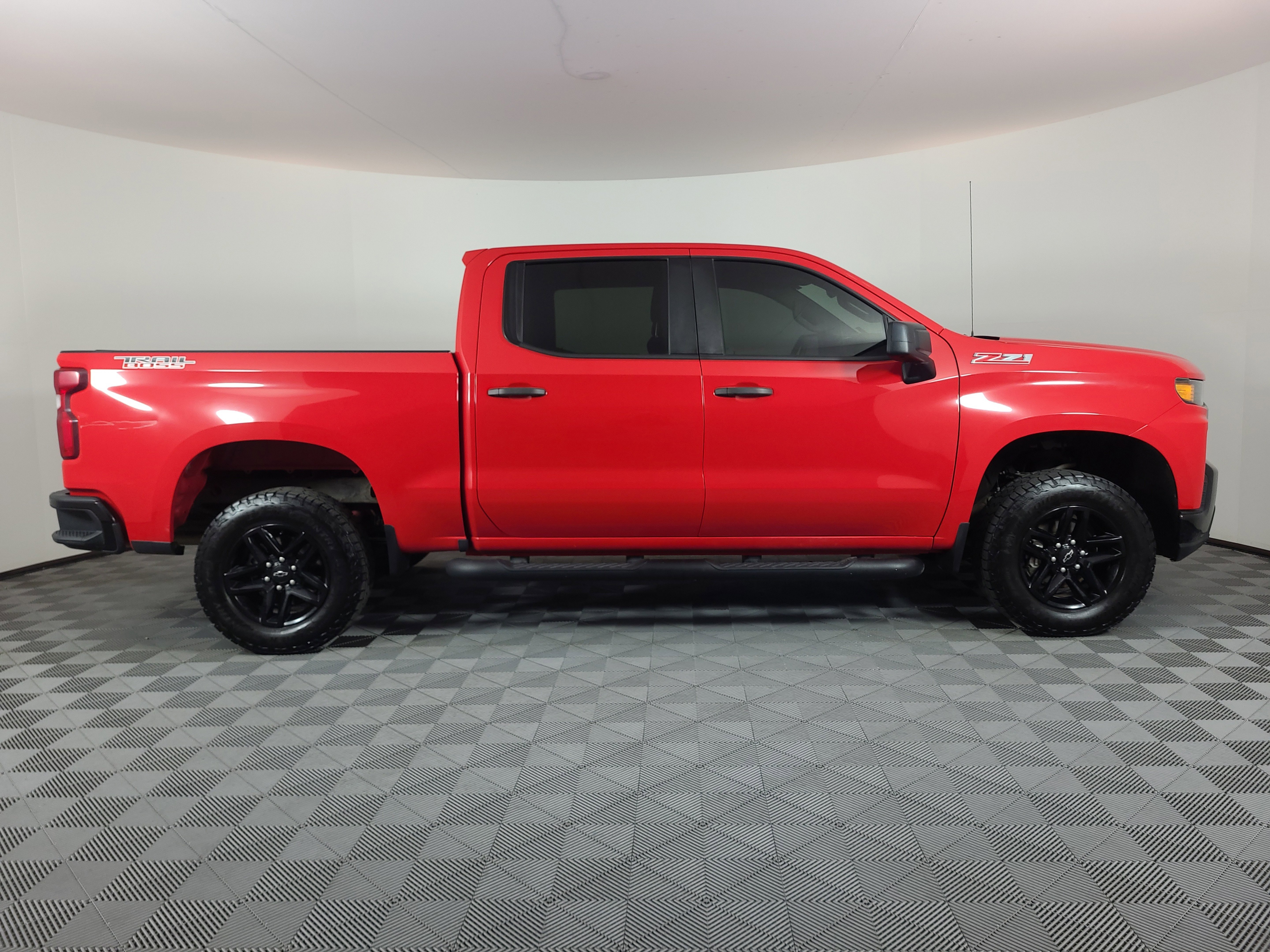 Used 2020 Chevrolet Silverado 1500 Custom with VIN 1GCPYCEF9LZ139100 for sale in Brighton, CO