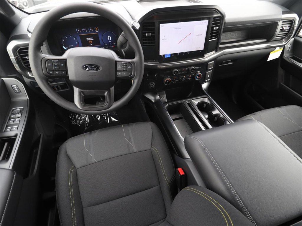 2025 Ford F-150 STX photo 4