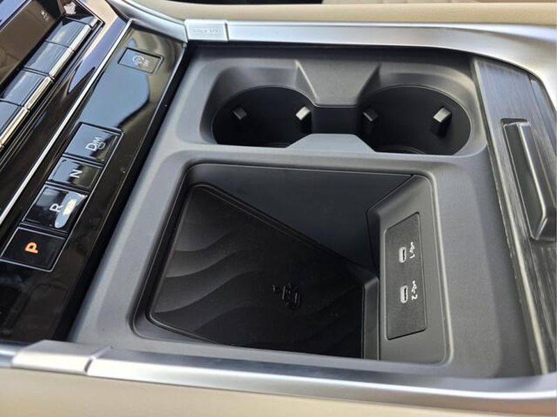 2026 Nissan Armada Platinum - Photo 23