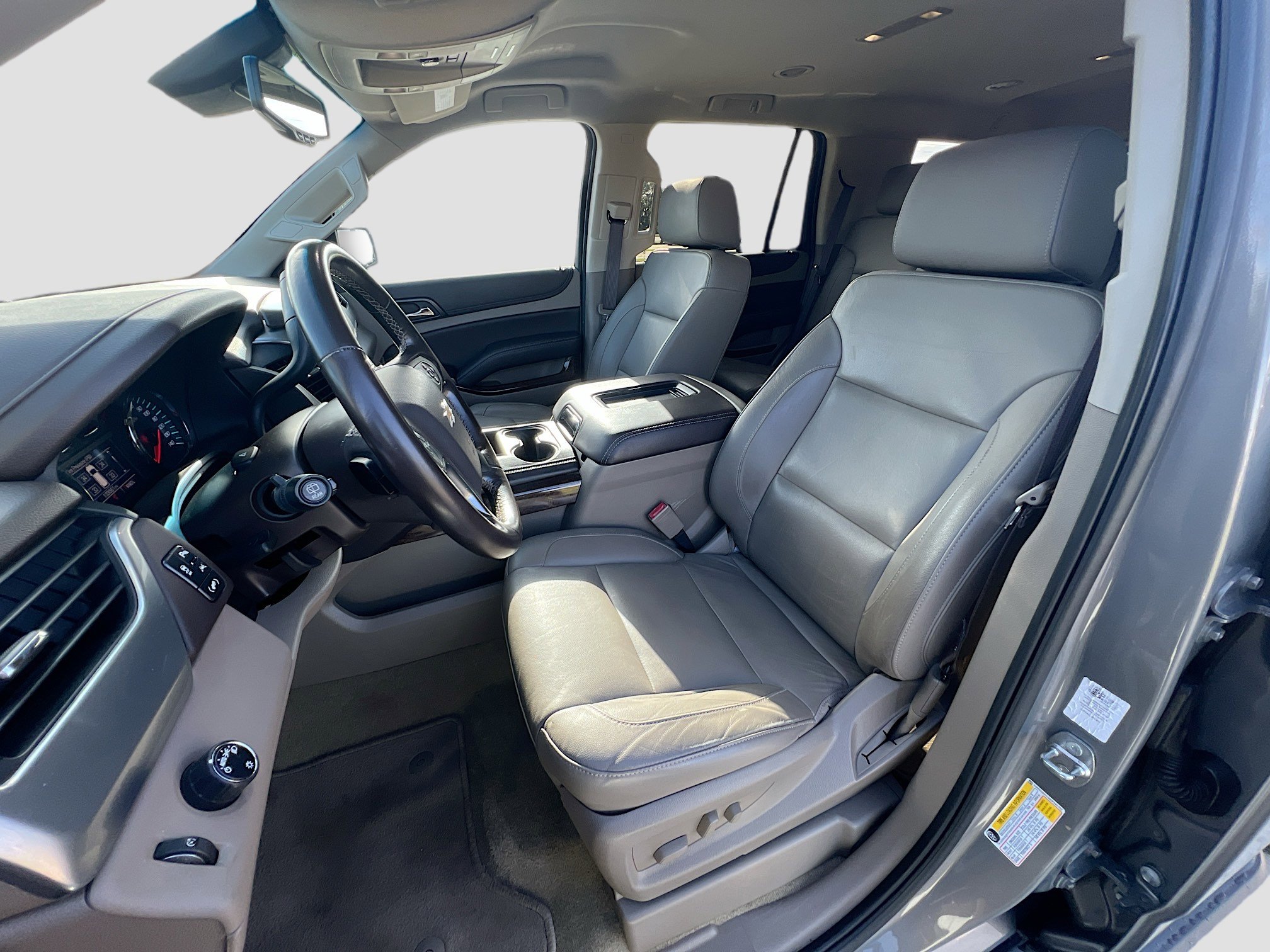 2019 Chevrolet Tahoe LT photo 22