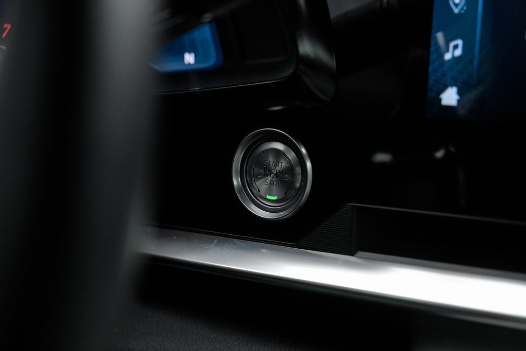 2024 Chevrolet Corvette 2LT photo 28