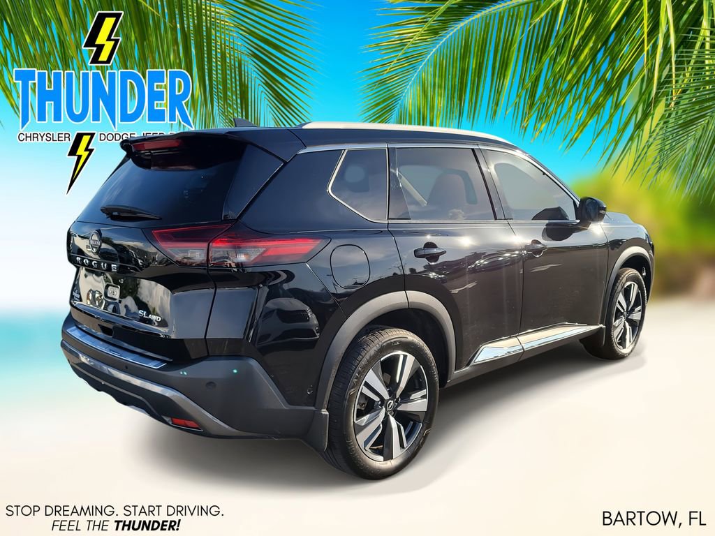 2023 Nissan Rogue SL photo 3