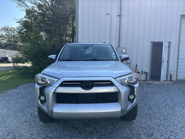 2023 Toyota 4Runner SR5 photo 2