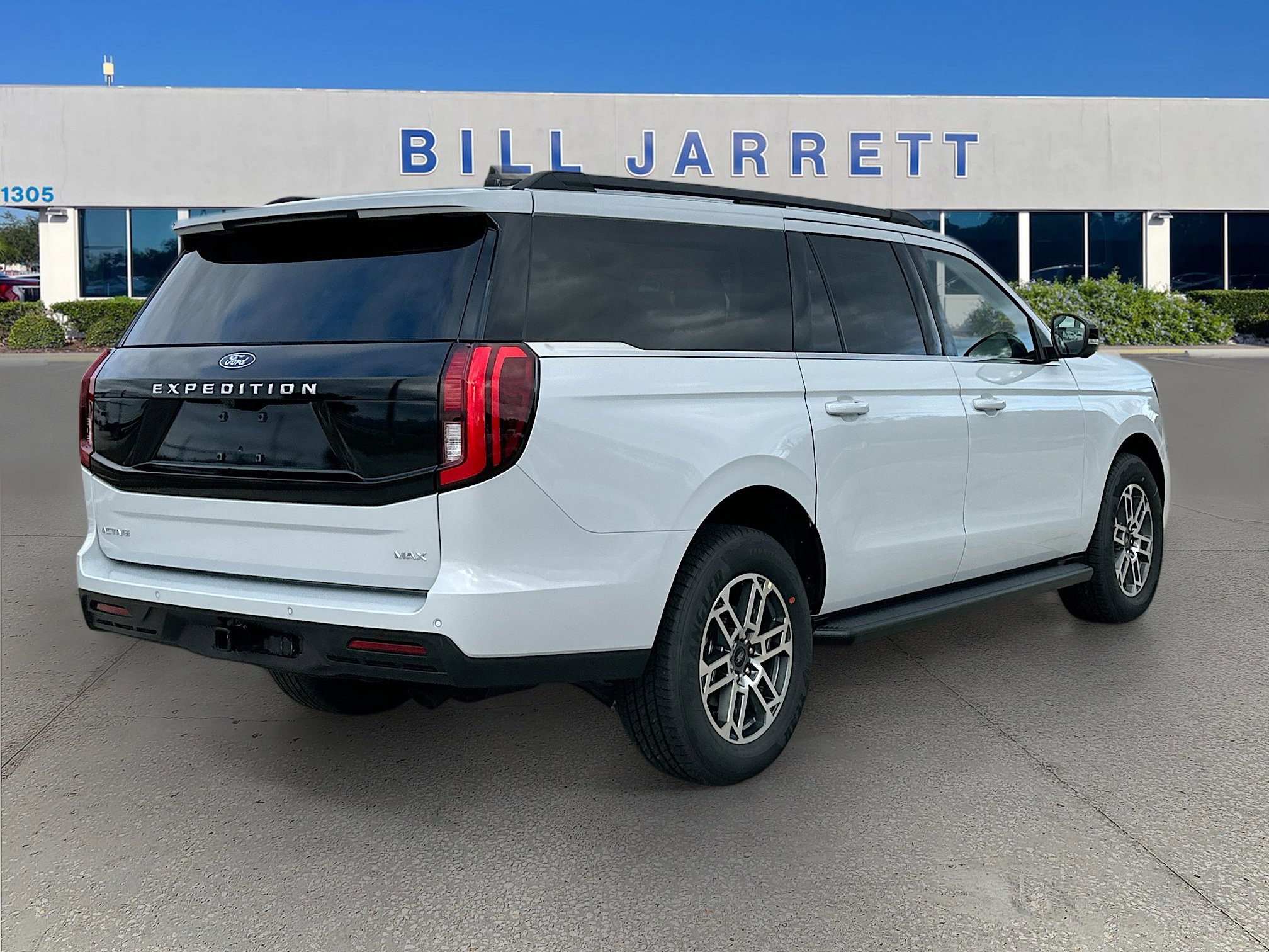 2025 Ford Expedition MAX photo 4